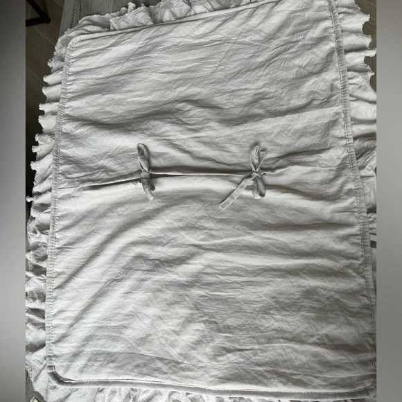 Diamond Ruffle Embroidered Shabby Chic 3 pc Queen Quilt Set - Picture 7 of 11